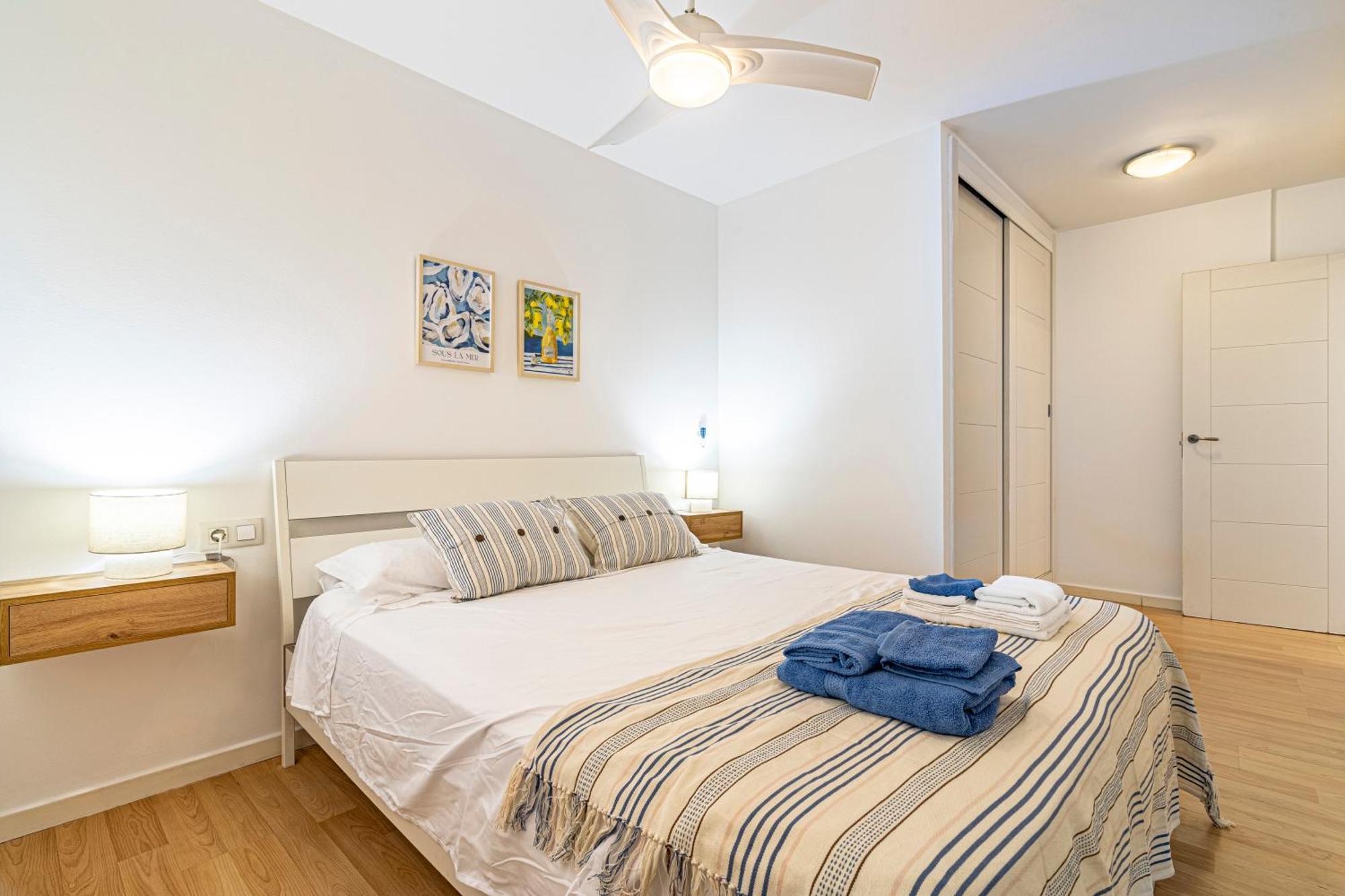 Solis Mare Apartments - Pedregalejo Beach Málaga Eksteriør billede