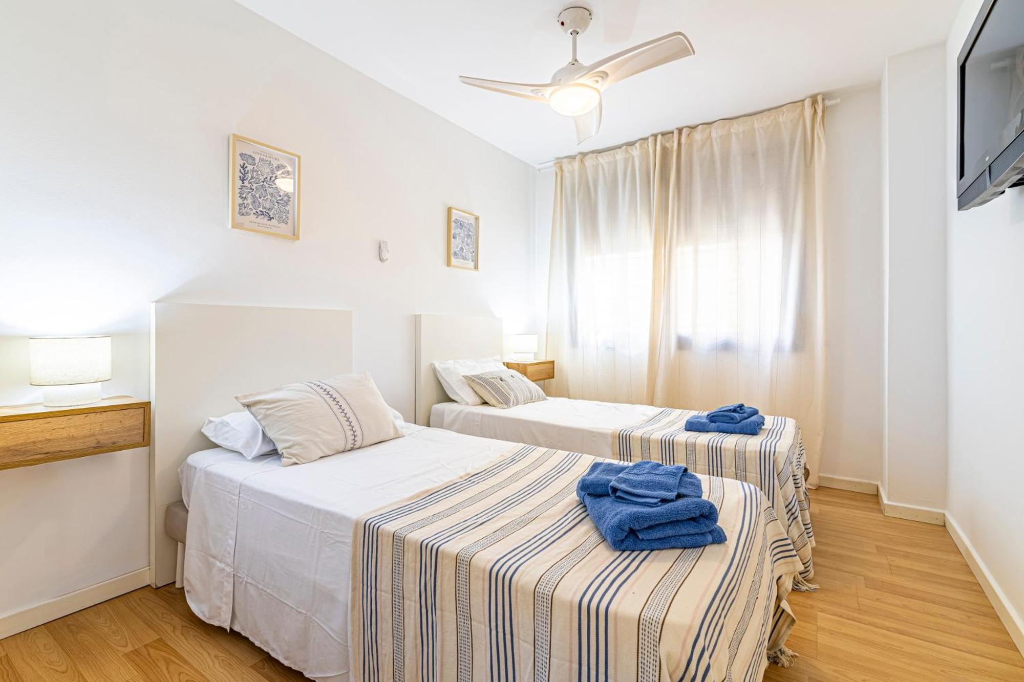 Solis Mare Apartments - Pedregalejo Beach Málaga Eksteriør billede