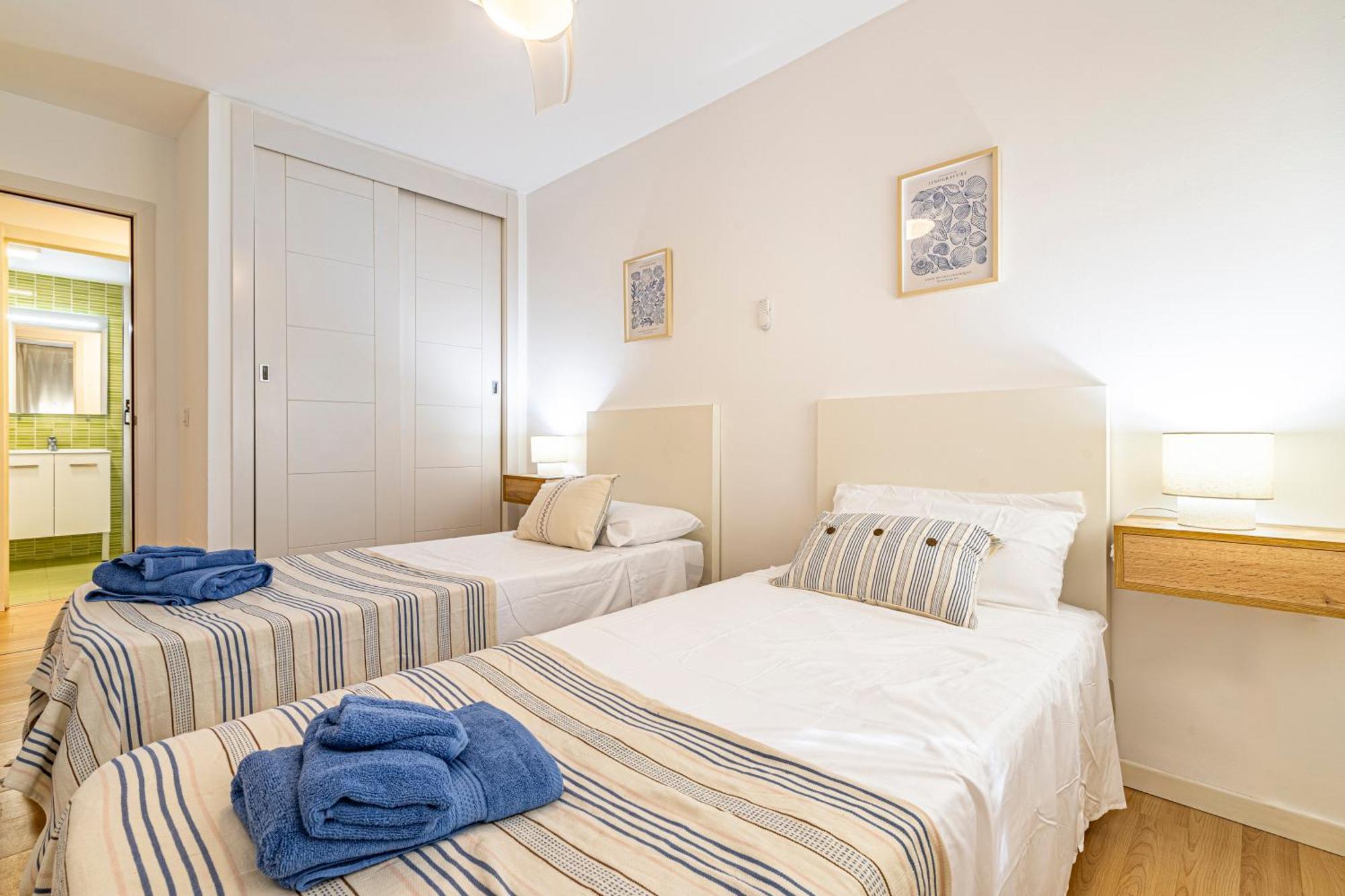 Solis Mare Apartments - Pedregalejo Beach Málaga Eksteriør billede