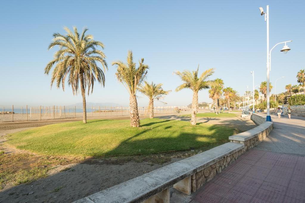 Solis Mare Apartments - Pedregalejo Beach Málaga Eksteriør billede